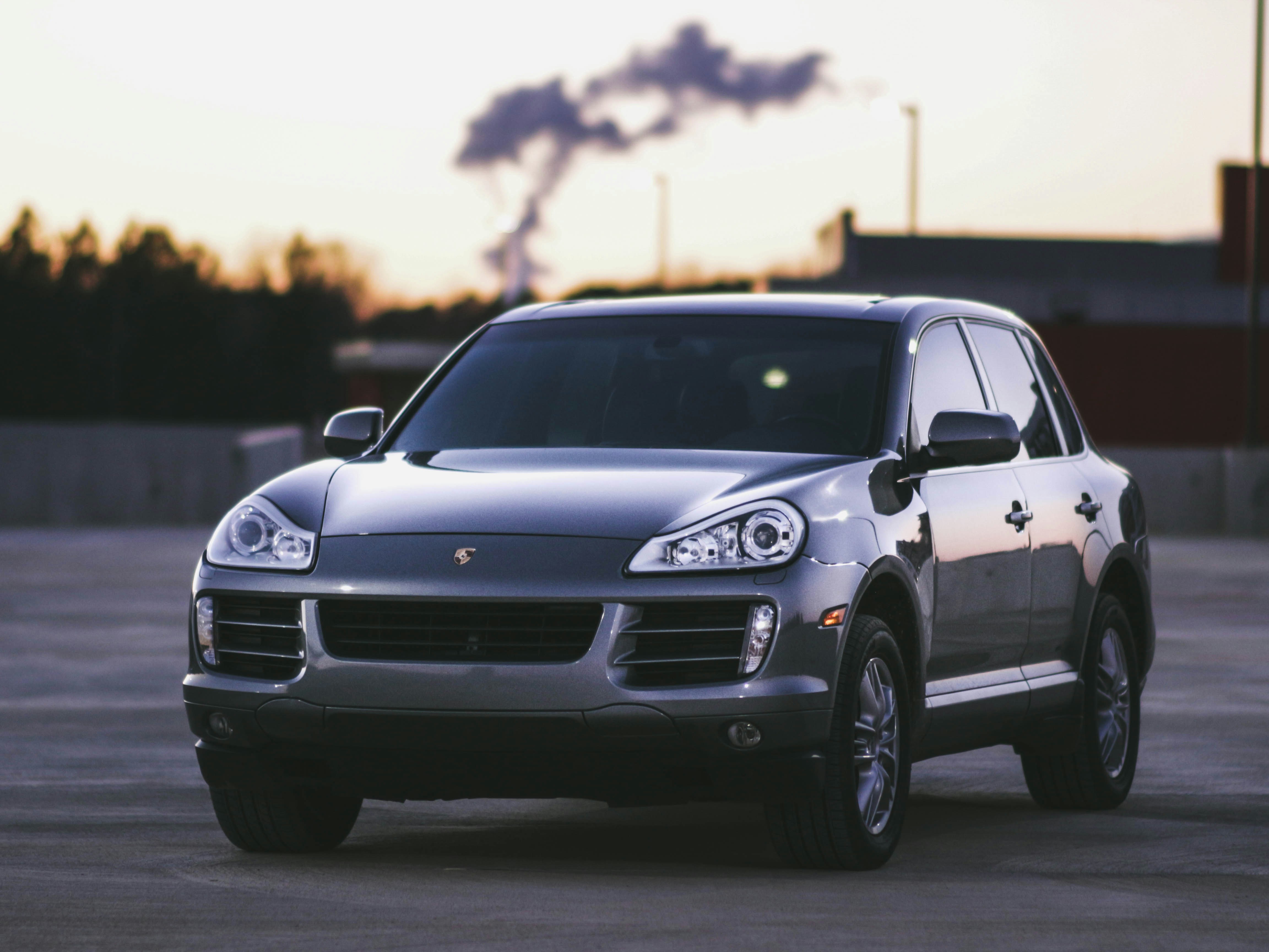 Porsche Cayenne — SUV Prestige